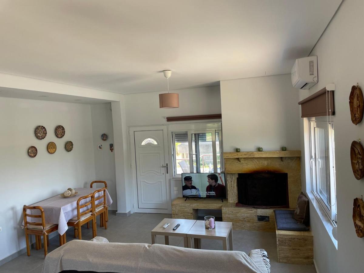 Willa Saint George Family House Palaiá Fókaia Zewnętrze zdjęcie